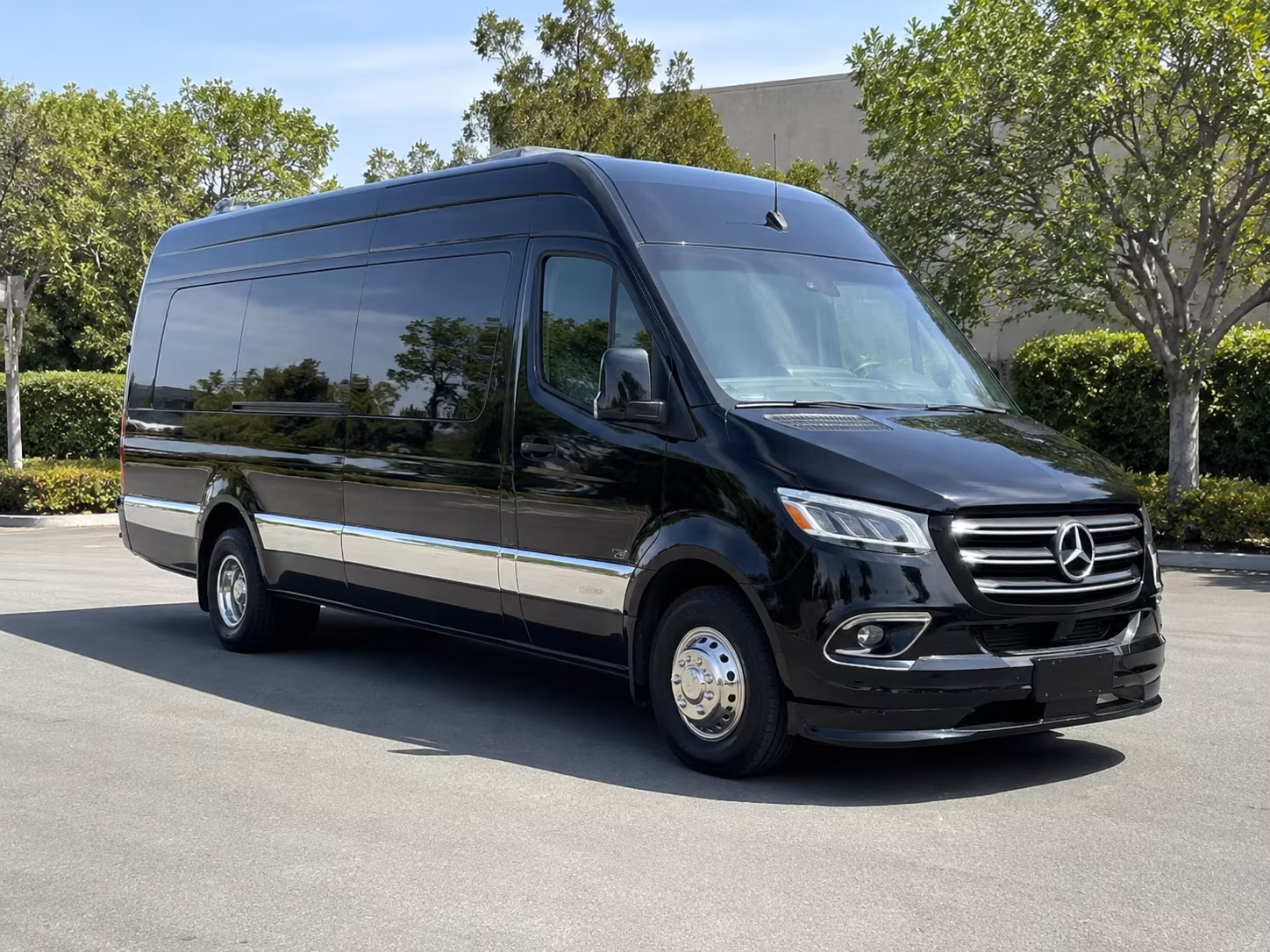 brockton airport shuttle bus rentals