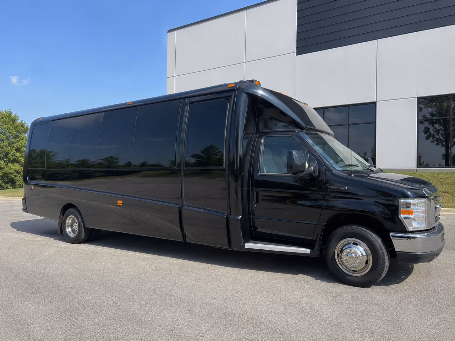 fall river new years eve party bus rental