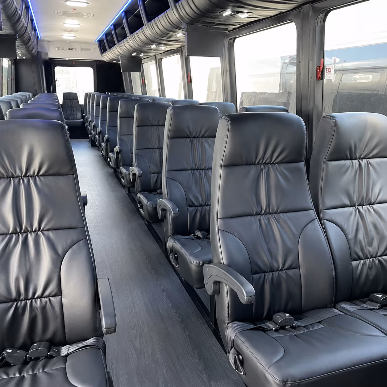 quincy college sports team and fan group charter bus rentals in quincy