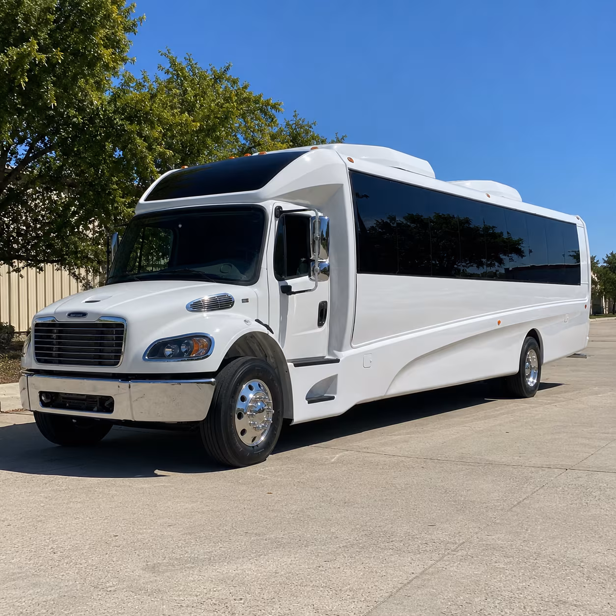 run conference shuttles to providence and the rhode island convention center